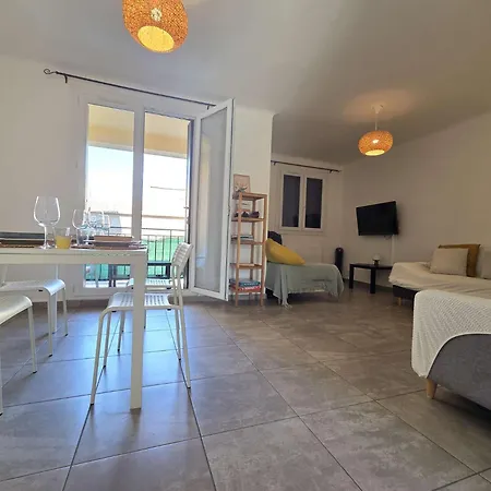 3 Pièces 5 Couchages Appartamento